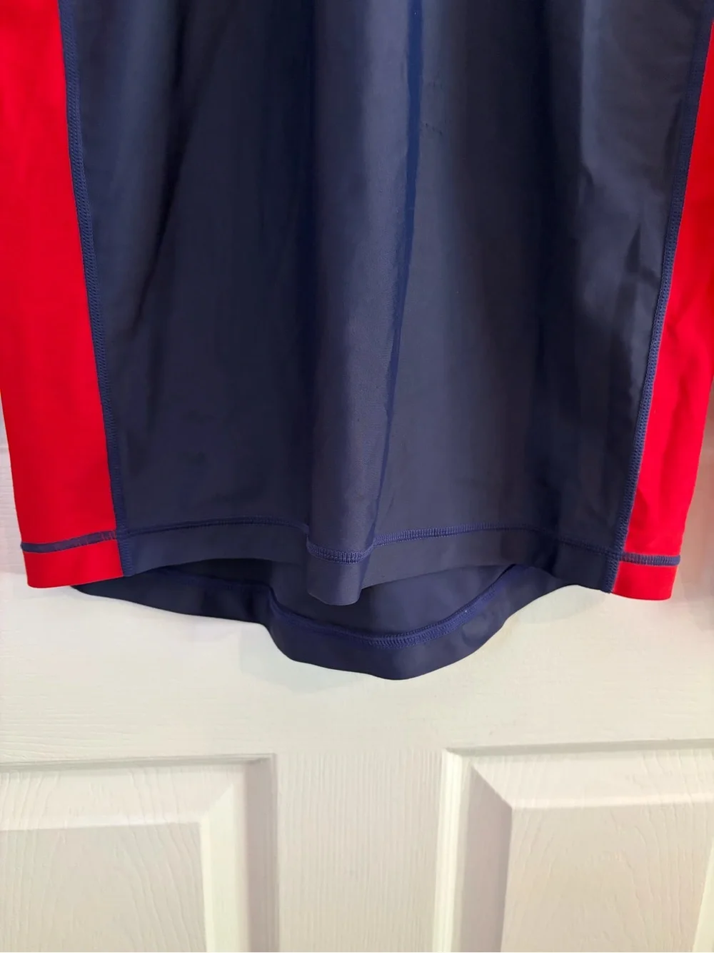 Hanna Andersson Navy and Red Long-Sleeve Rashguard Swim Top - Size 14